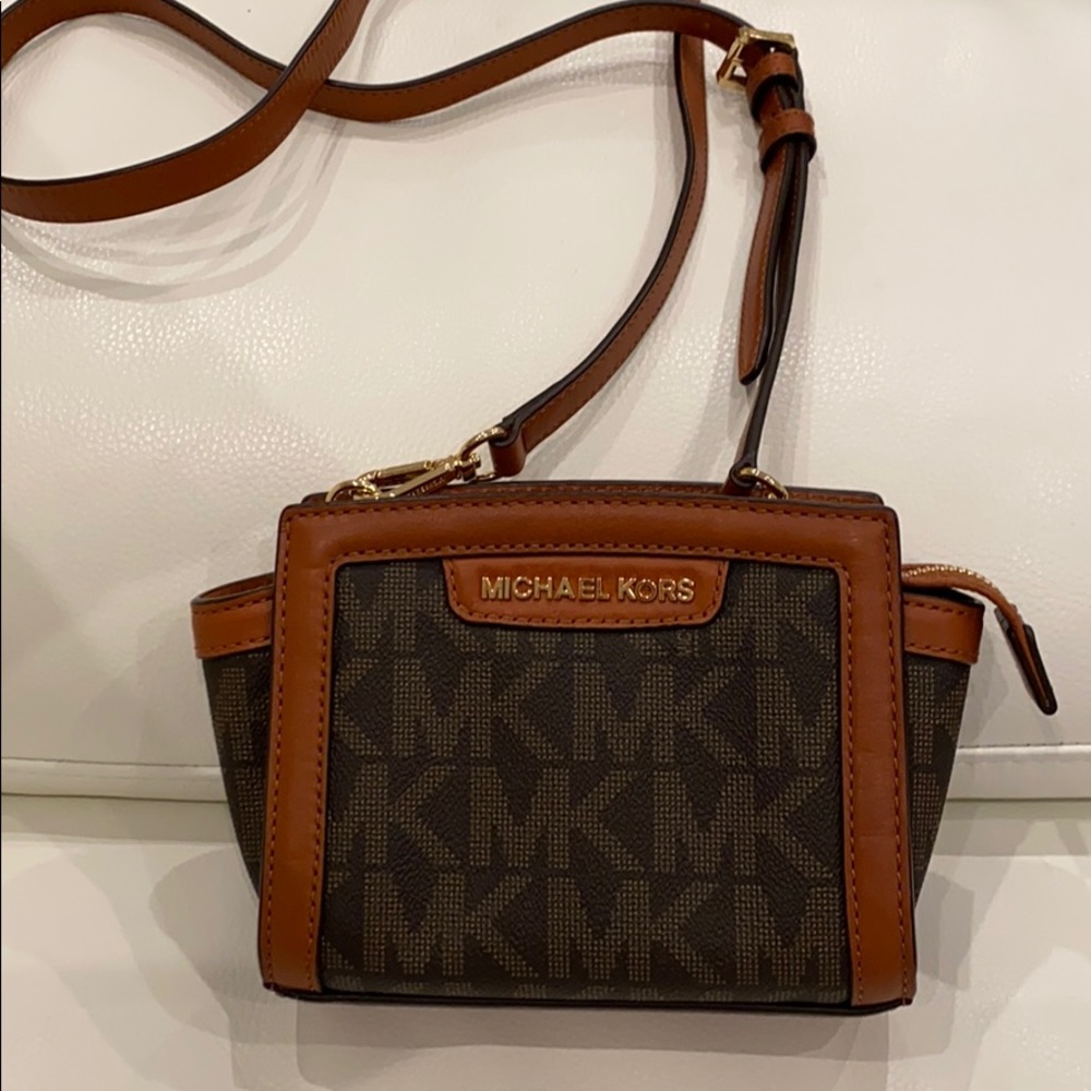 Michael Kors small crossbody